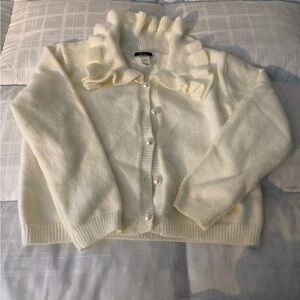 ViVI white Ruffled Cardigan